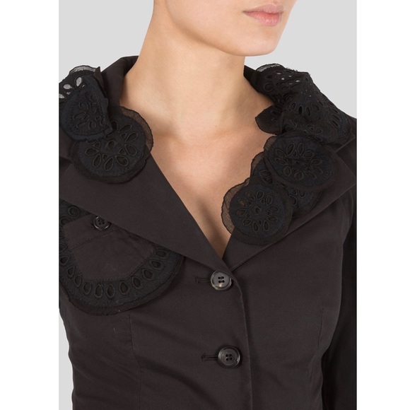 RARE! π€ PRADA πΈπΊ Black Peplum Blazer Jacket w/Floral AppliquΓ©s! size XS 40 IT - Picture 2 of 4